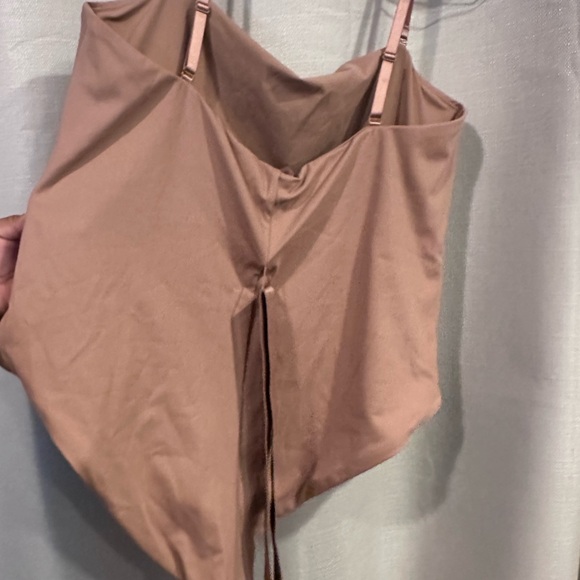 SKIMS SCULPTING SWIM ONE PIECE - Picture 4 of 4